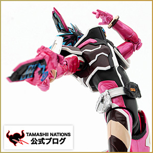 剣士集結！さらに……「S.H.Figuarts 仮面ライダースラッシュ」最新工場サンプル撮り下ろし紹介！ 