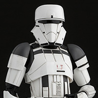 S.H.Figuarts コンバット・アサルト・タンク・コマンダー