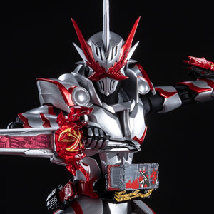 S.H.Figuarts 仮面ライダーセイバー ドラゴニックナイト