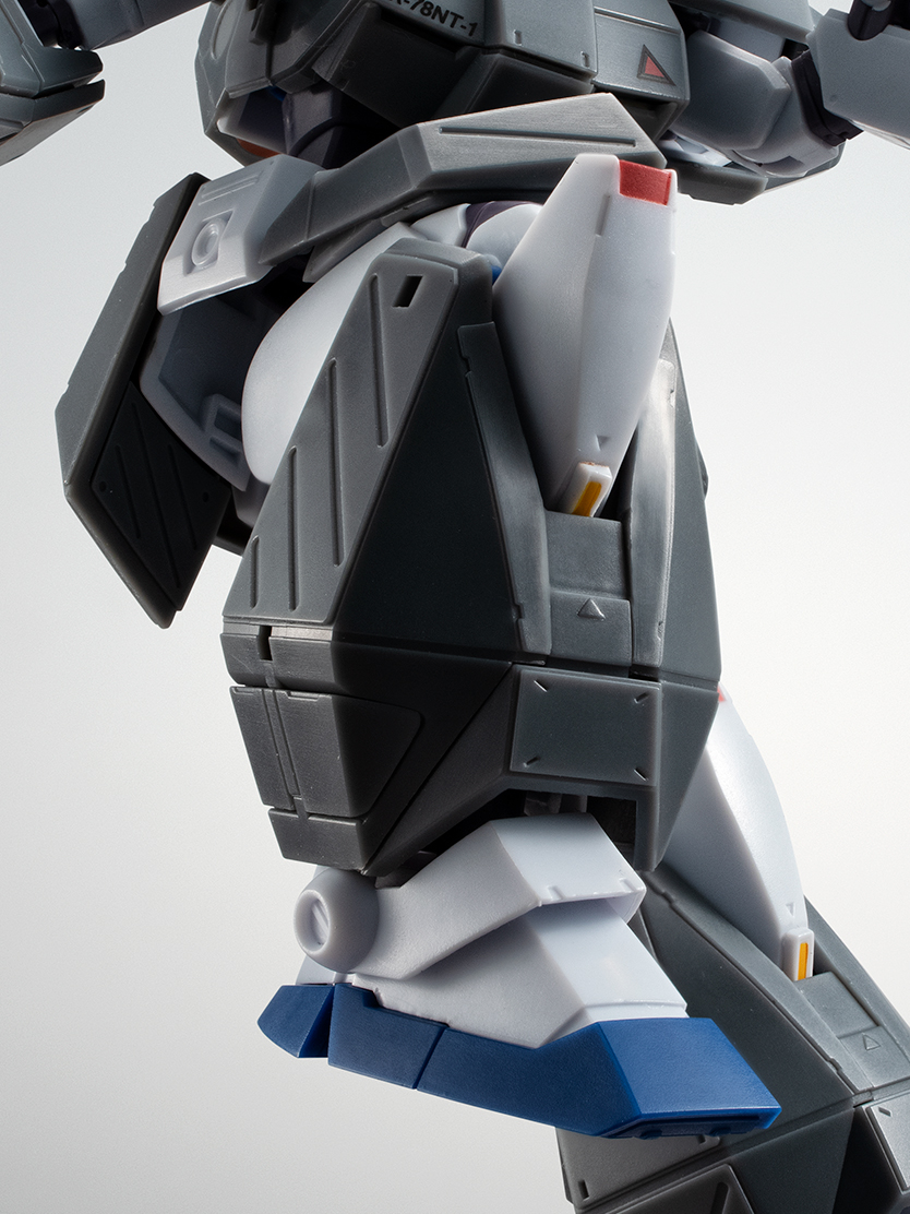 機動戦士ガンダム0080 ポケットの中の戦争 フィギュア ROBOT魂 ＜SIDE MS＞ RX-78NT-1 ガンダムNT-1＆チョバム・アーマー ver. A.N.I.M.E.