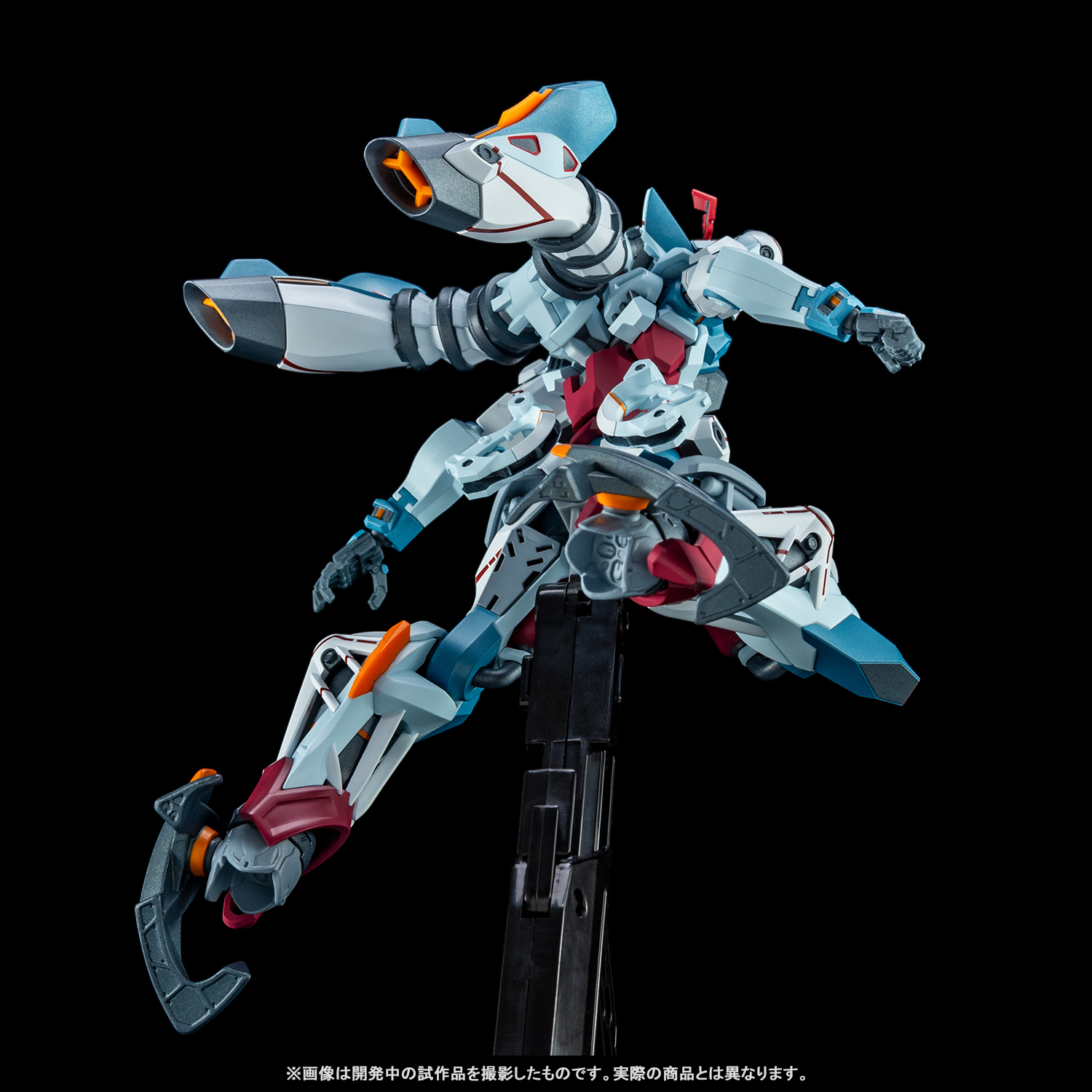 主役機が塗装済み完成品でついに登場！8月発売予定「METAL ROBOT魂 ＜SIDE MS＞ GQuuuuuuX」製品サンプル紹介＆最新情報公開