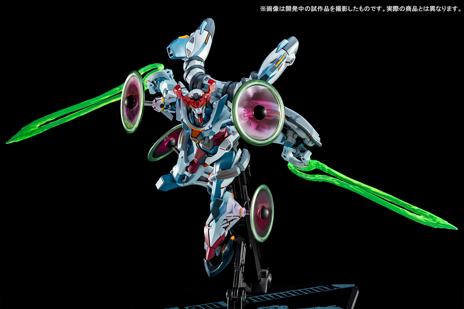 主役機が塗装済み完成品でついに登場！8月発売予定「METAL ROBOT魂 ＜SIDE MS＞ GQuuuuuuX」製品サンプル紹介＆最新情報公開